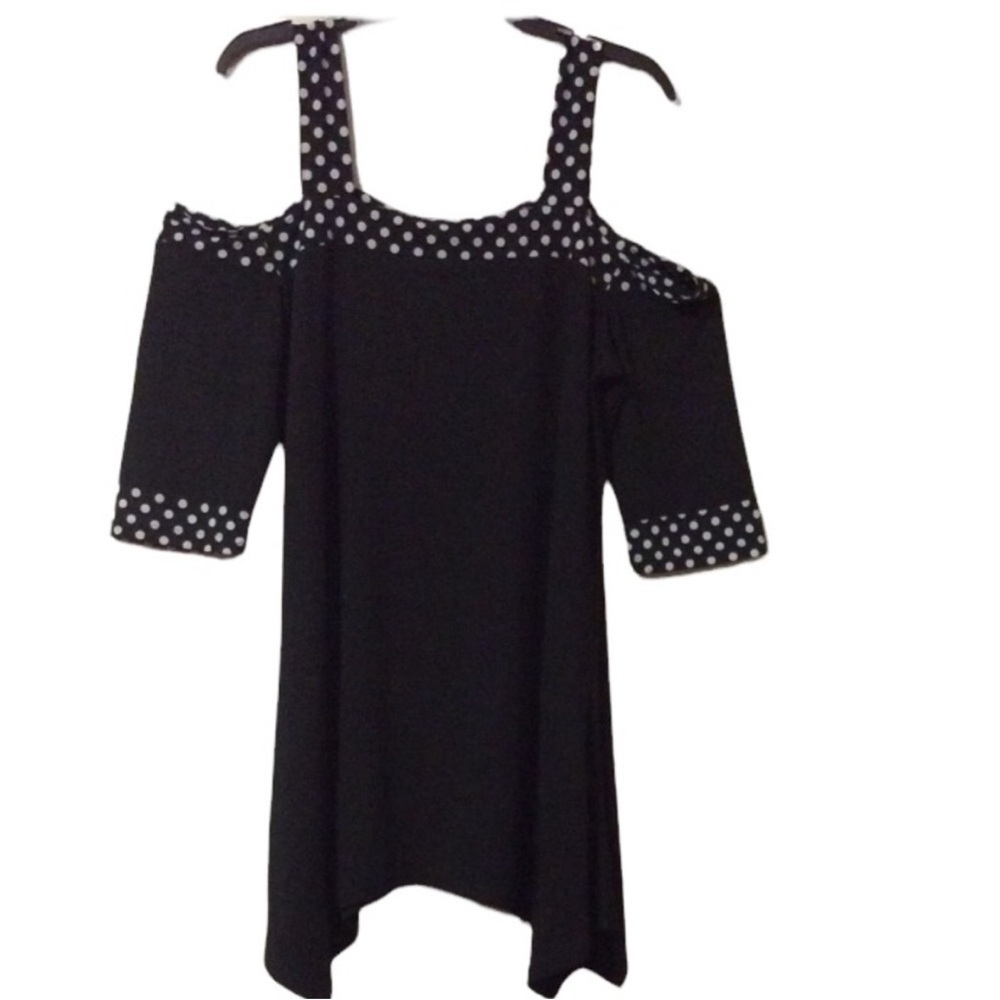 ASTER BY FIRMIANA Black And White POLKA DOT Tunic Top Size LARGE